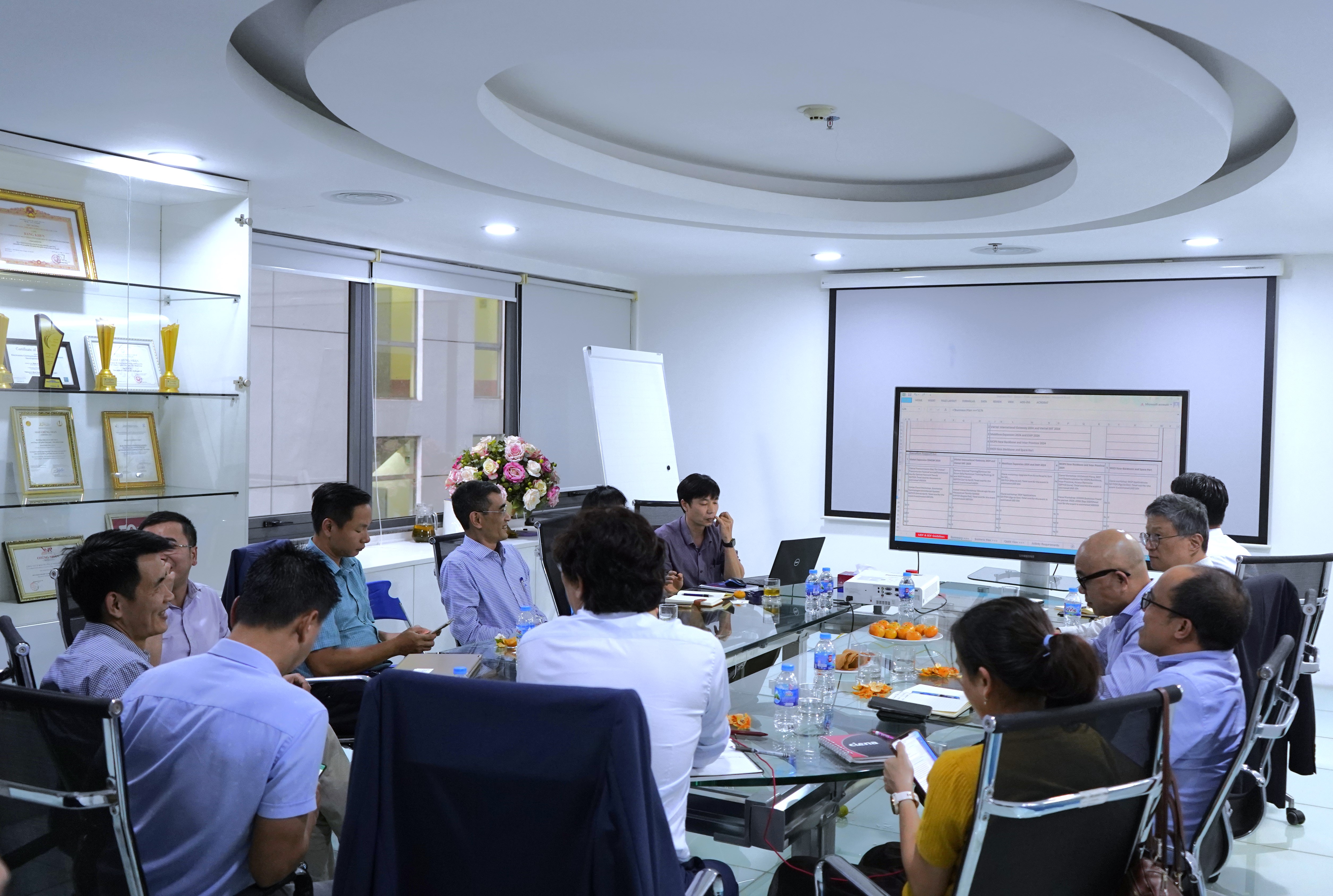 Elcom tổ chức buổi trao đổi hợp tác chiến lược cùng với Ciena