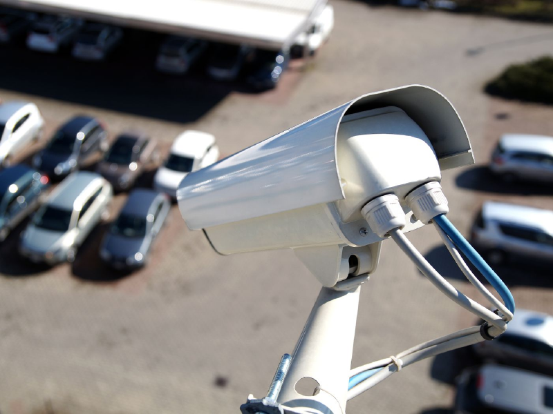 Camera trí tuệ nhân tạo trong bãi đỗ xe thông minh