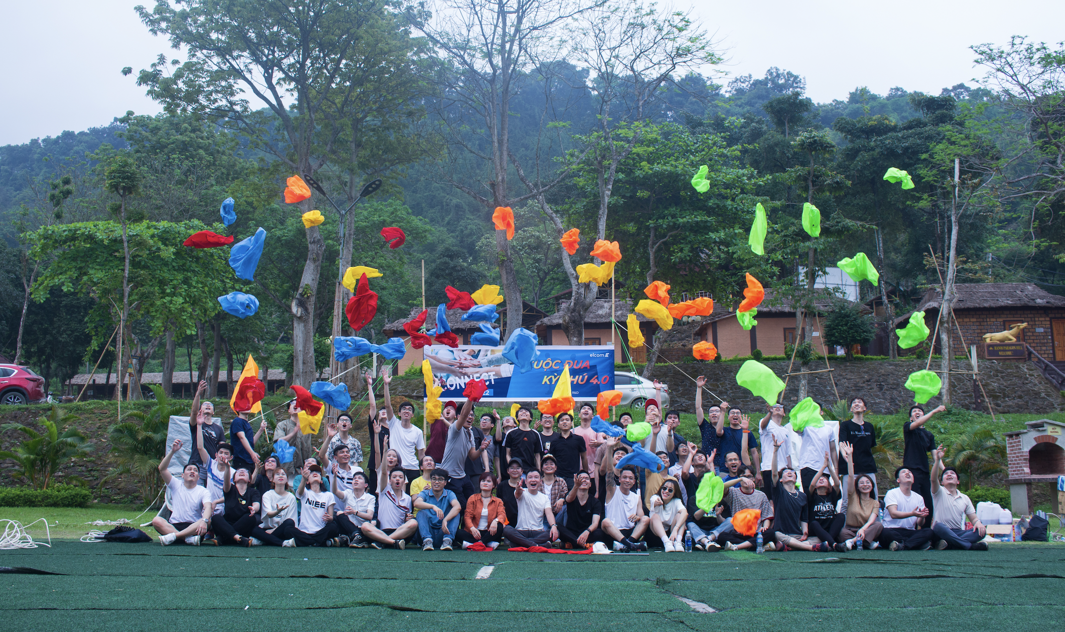 Trung tâm R&D Elcom tổ chức Teambuilding Cuộc đua kỳ thú 4.0 với chủ đề "Connect 2022"